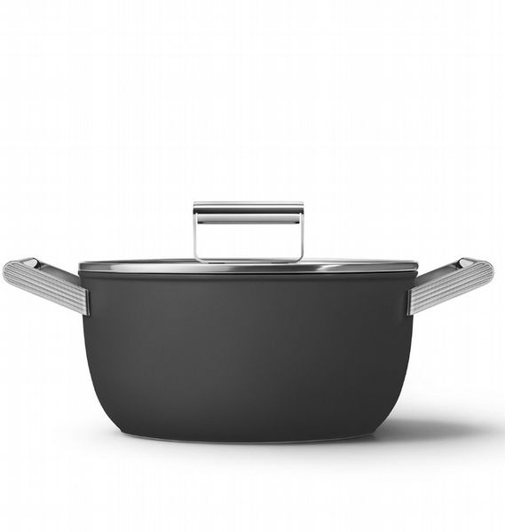 Smeg Casserole 2 handles w/lid  24cm Black